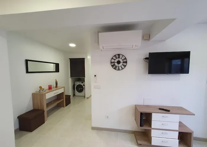 Summer House 圣马蒂纽·杜·波特